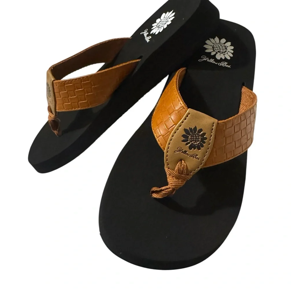 Yellow Box Black and Brown Croc-Texture Platform Flip Flops - Picture 2 of 3